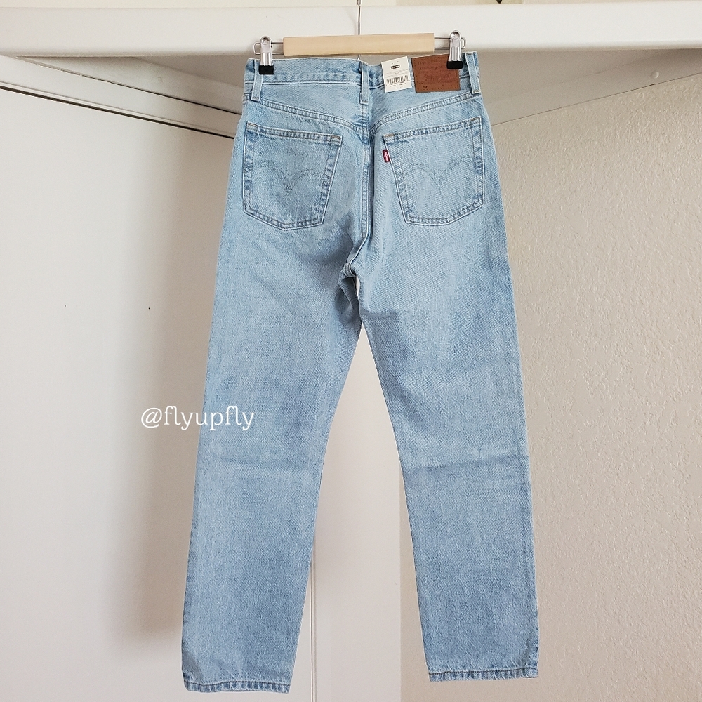 NWT Levi’s 501 Straight Cropped Jeans in Light Wash - Picture 12 of 13